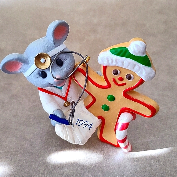 Hallmark Keepsake Vintage Christmas Ornament - Picture 5 of 7